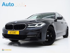 BMW 5-serie Touring - 520e | Panoramadak | LED Grille | Trekhaak | Leder | HUD | 360 | Dodehoek | Sfeerlicht | M