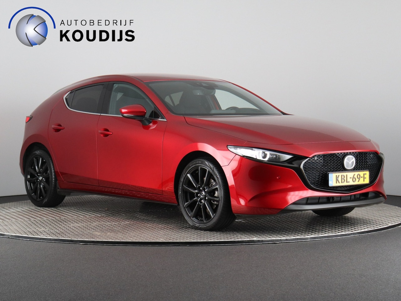 Mazda 3 - 2.0 e-SkyActiv-X M Hybrid 186 Comfort (Camera / Head Up / ACC / Navi / Stoel-Stuurverw. / - AutoWereld.nl