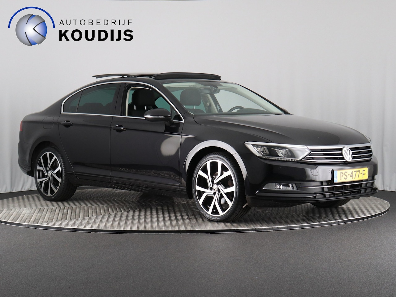 Volkswagen Passat - 1.4 TSI Comfortline Business 1.4 TSI Comfortline Business (NL-Auto / Pano / Camera / ACC / 19'') - AutoWereld.nl
