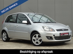 Ford Fiesta - 1.3-8V Futura * AIRCO * PDC * LAGE KM