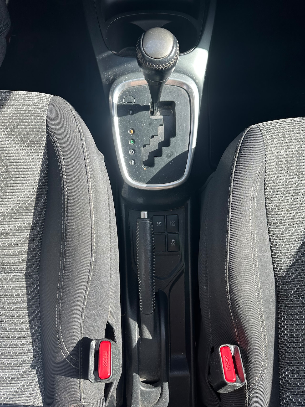 Toyota Yaris - 1.5 Hybrid Trend