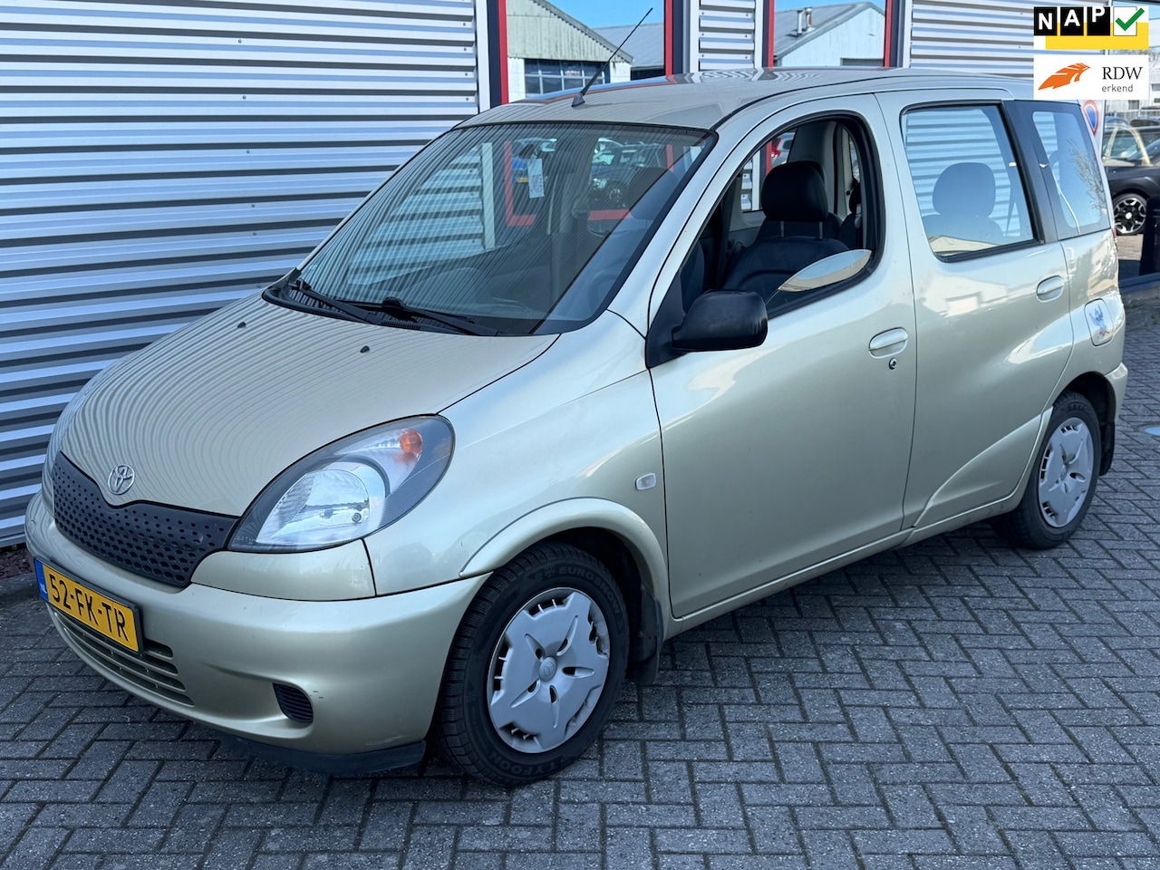 Toyota Yaris Verso - 1.3-16V VVT-i Luna E 1.3-16V VVT-i Luna E Airco - AutoWereld.nl
