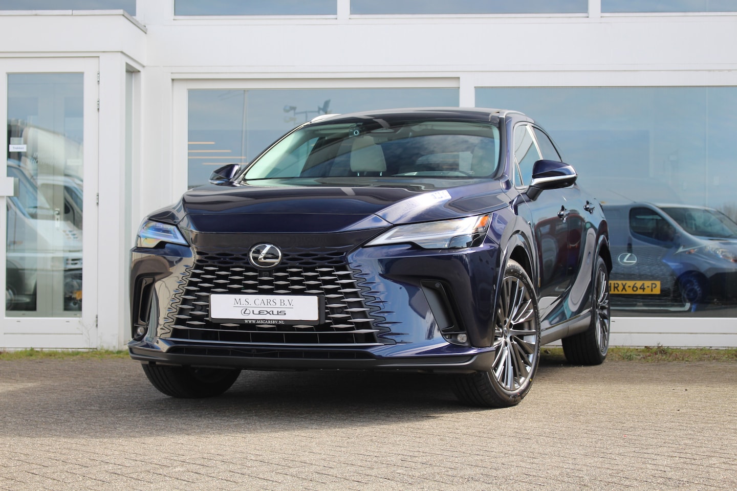 Lexus RX 450h - 450h+ Plug-in Hybrid President Line I NL auto! I Pano I Trekhaak I Mark Lev. - AutoWereld.nl