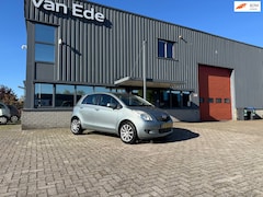 Toyota Yaris - 1.3 VVTi Sol Aut. 5drs S-Line Airco