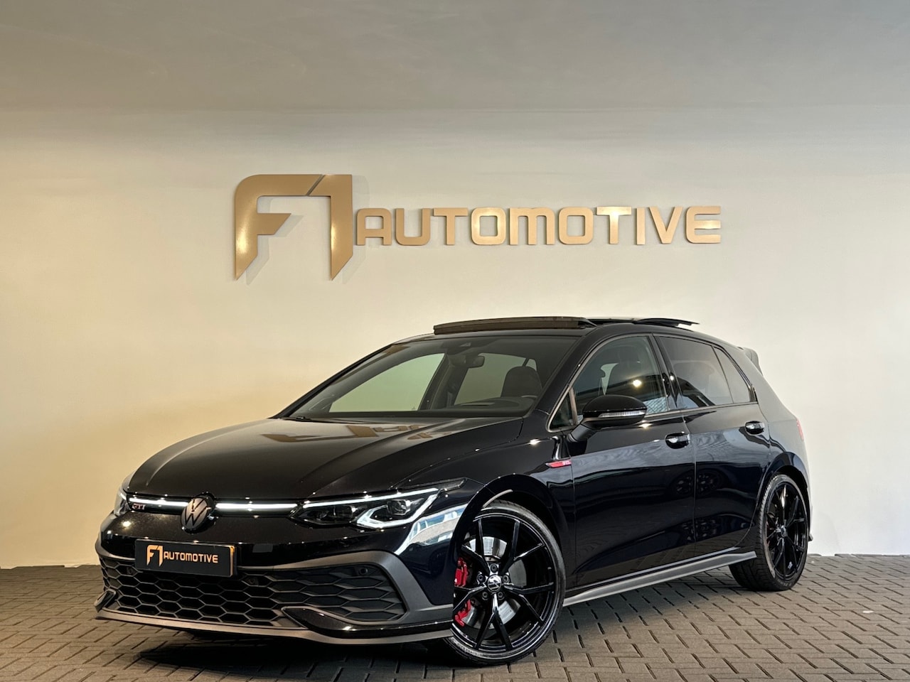 Volkswagen Golf - 2.0 TSI GTI Clubsport Pano|HuD|H/K|Keyles|IQ - AutoWereld.nl