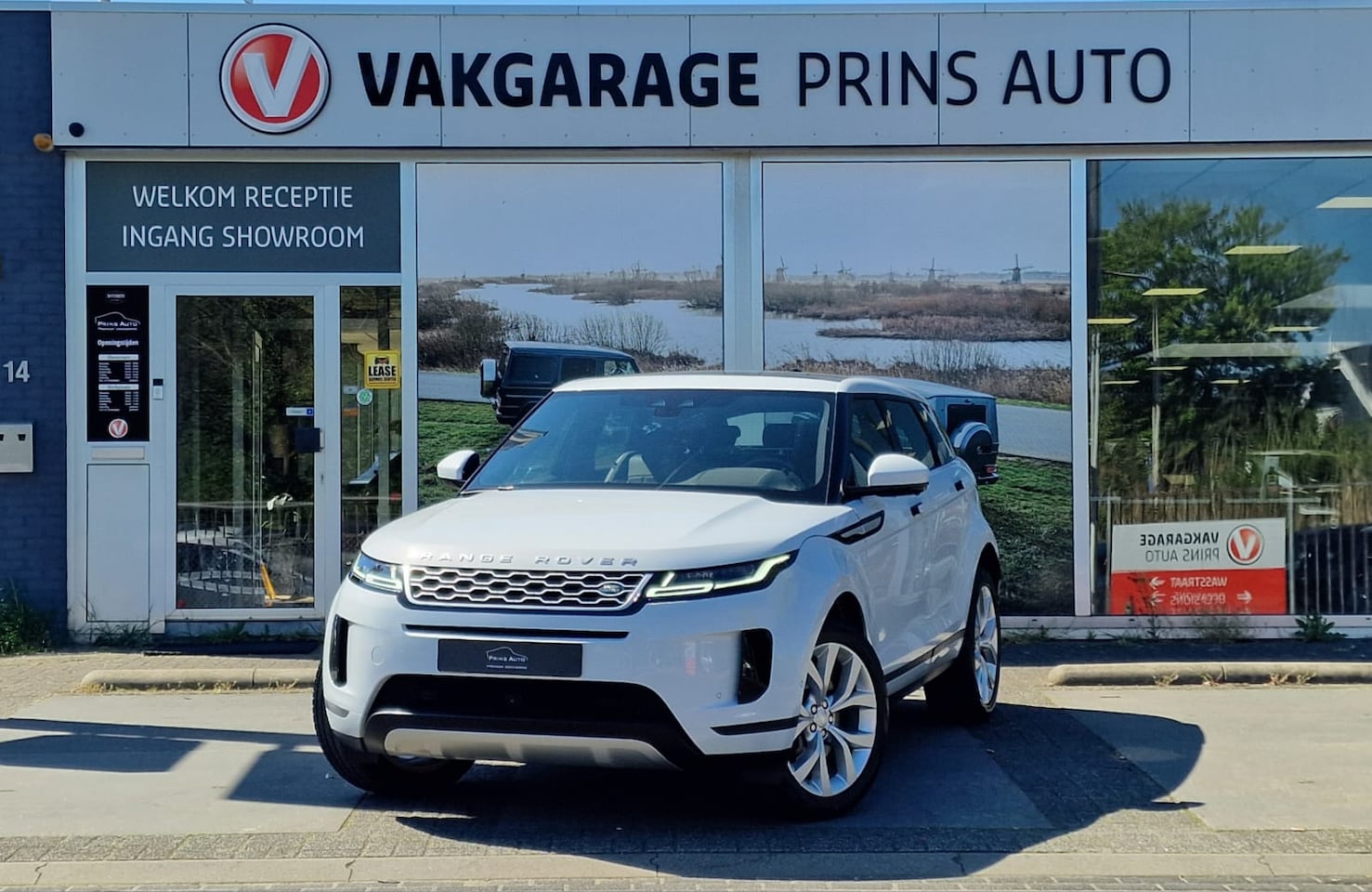 Land Rover Range Rover Evoque - 2.0 P250 AWD R-Dynamic HSE |PANO|MERIDIAN|STOEL+STUURVW.|MEMORY|KEYLESS| 18691/4935 - AutoWereld.nl
