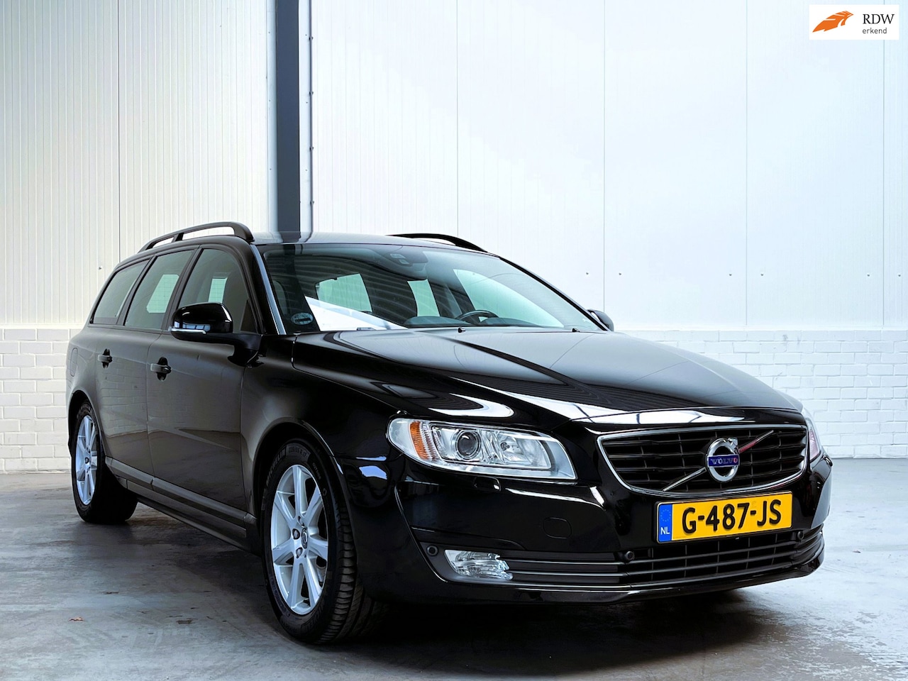 Volvo V70 - 2.0 D3 Dynamic Edition|Trekhaak - AutoWereld.nl