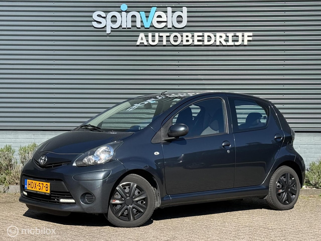 Toyota Aygo - 1.0 VVT-i Aspiration - Airco - Led - Elektrische ramen - - AutoWereld.nl