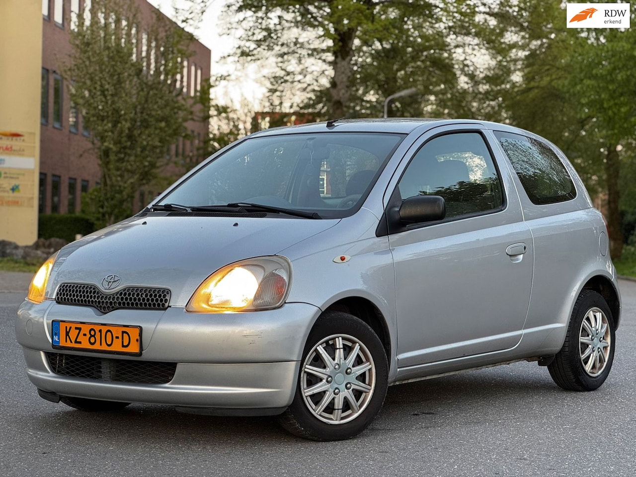 Toyota Yaris - 1.0-16V VVT-i 1.0-16V VVT-i - AutoWereld.nl