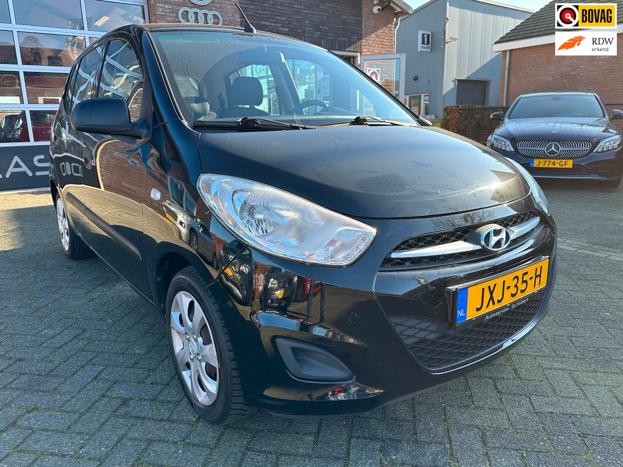 Hyundai i10 - 1.1 i-Motion Cool.5-Deurs. Airco. - AutoWereld.nl