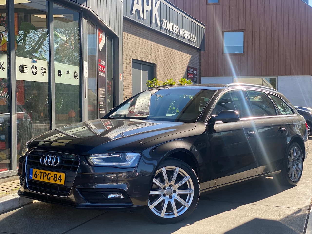 Audi A4 Avant - 1.8 TFSI Business Edition 1.8 TFSI Business Edition - AutoWereld.nl