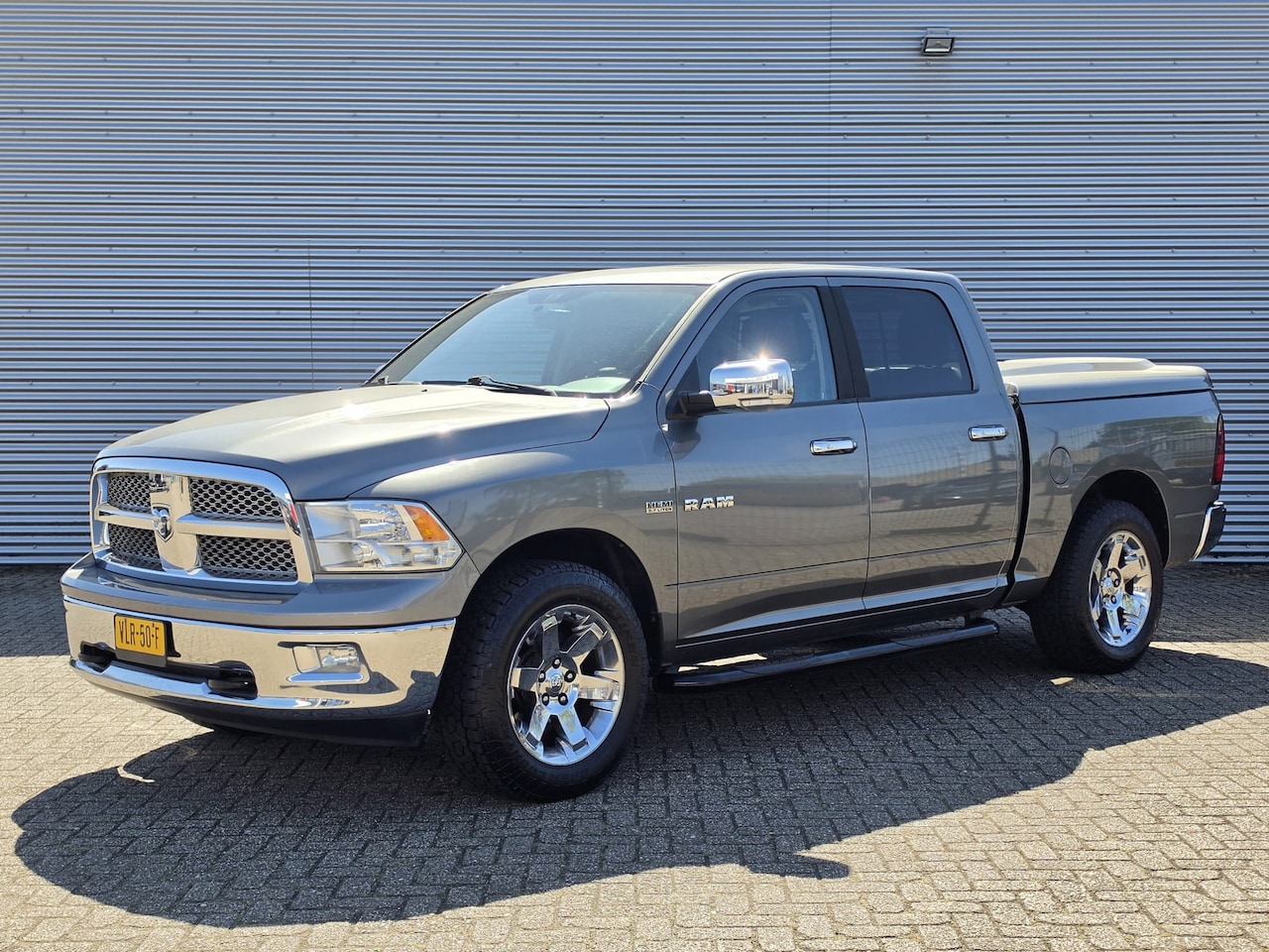 Dodge Ram 1500 - 5.7 V8 4x4 Crew Cab Lpg Stoel verwarming-verkoeling Leder Alpine - AutoWereld.nl