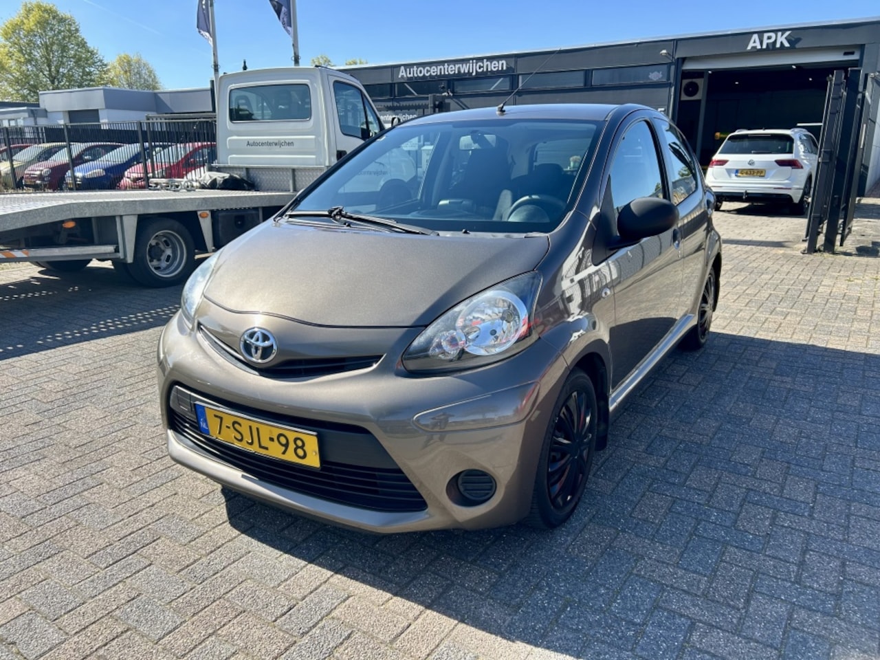 Toyota Aygo - 1.0 VVT-i Now - Navi - Zeer Mooi - AutoWereld.nl