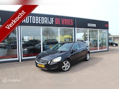 Volvo V60 - 2.0 D3 Leder/Adaptive-Cruise/Bliss/Trekhaak/PDC/NAP