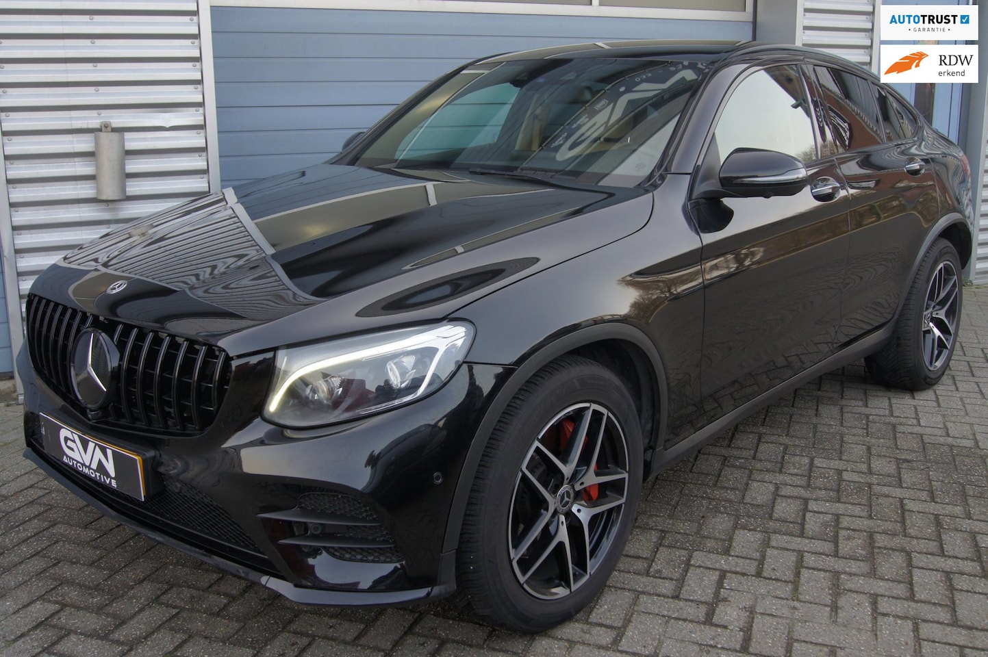 Mercedes-Benz GLC-klasse Coupé - AMG Line |Burmester| 360° Camera | Distronic | Keyless | Nightpakket - AutoWereld.nl