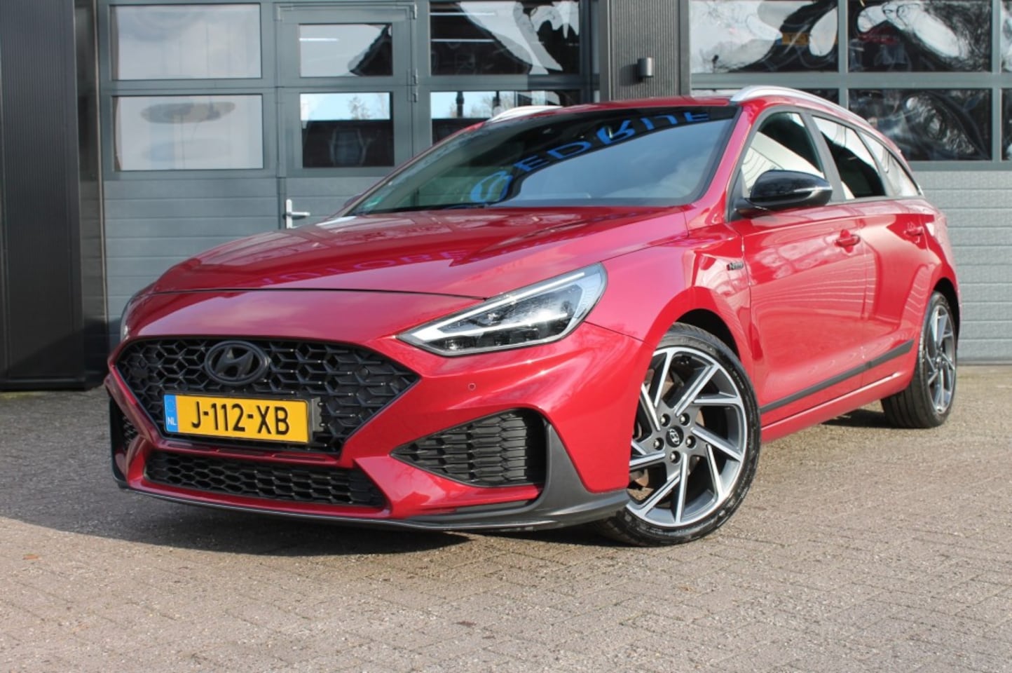 Hyundai i30 - 1.5 T-GDI MHEV NLINE   **NL-auto**   winterbanden set - AutoWereld.nl