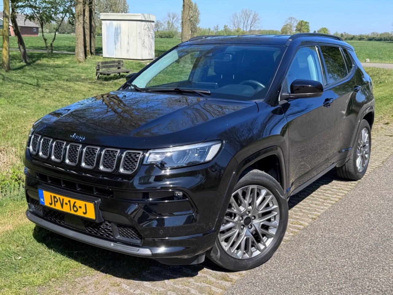 Jeep Compass - S PLUG-IN HYBRID 4WD / LEDER / TREKHAAK / 2022 - AutoWereld.nl