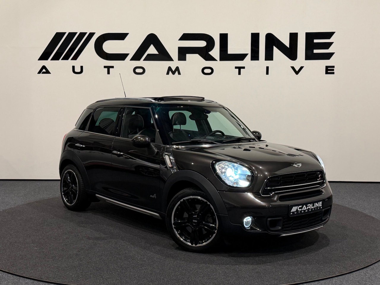 MINI Countryman - 1.6 Cooper S ALL4 Chili PANORAMADAK STOELVER. NAVI KEYLESS LED NAP GARANTIE APK - AutoWereld.nl