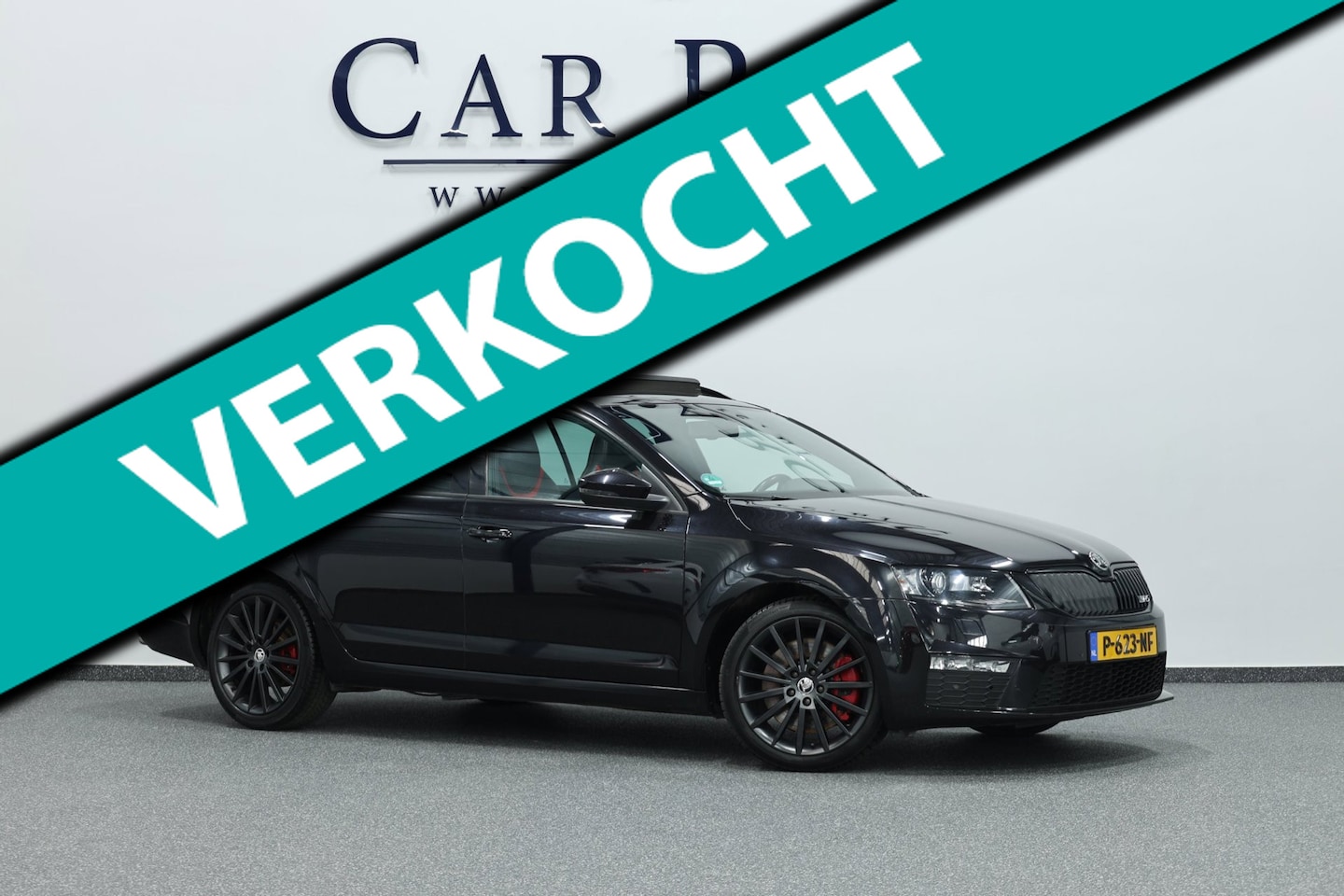 Skoda Octavia Combi - 2.0 TSI RS 220+PK BTW/LED/PANO/HALF LEDER+S.VERWARMING/LMV/CAM/CRUISE/ECC/12 MND GARANTIE! - AutoWereld.nl
