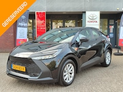 Toyota C-HR - 1.8 Hybrid 140 NL-AUTO 1E-EIG AD-CRUISE BLIND SPOT NAVI 17'' LM-VELGEN CAMERA APPLE/ANDROI