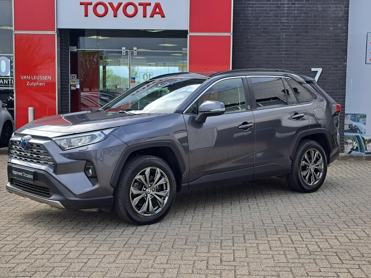 Toyota RAV4 - 2.5 HYBRID AWD STYLE STOEL/STUURVERWARMING AFN-TREKHAAK DEALER-ONDERHOUDEN - AutoWereld.nl