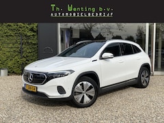 Mercedes-Benz EQA - 300 4MATIC AMG Line 67 kWh | Panoramadak | Stoelverwarming | 1800kg Trekgewicht | Navigati