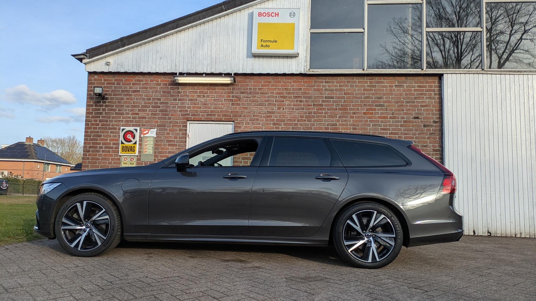 Volvo V90 - 2.0 T8 AWD Inscription 2.0 T8 AWD Inscription - AutoWereld.nl