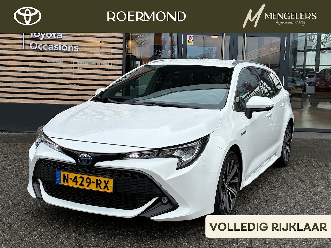 Toyota Corolla Touring Sports - 1.8 Hybrid Dynamic | Rijklaar | Camera Achter | 17"LM Velgen | - AutoWereld.nl
