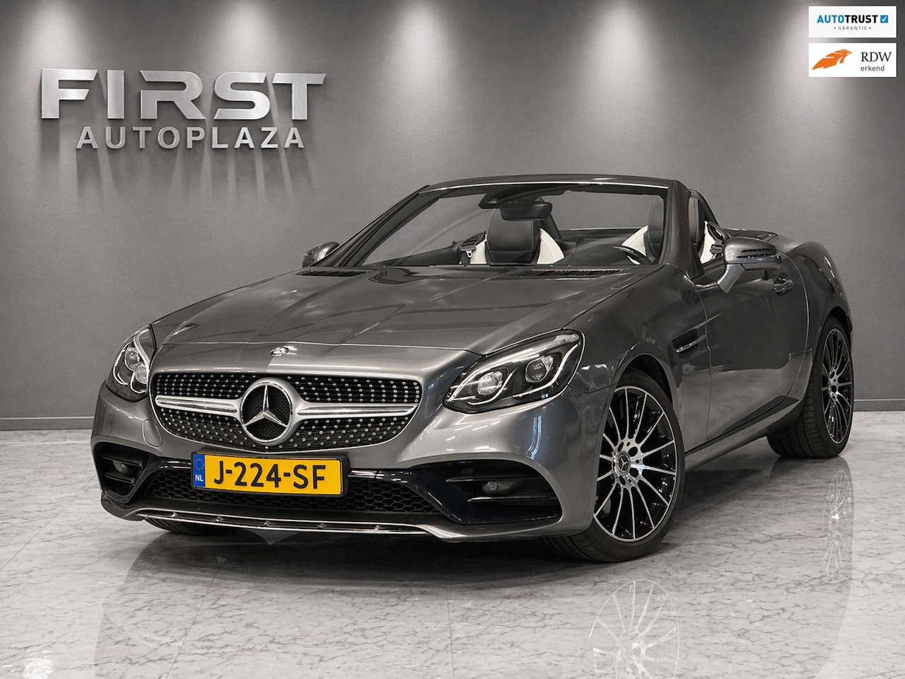Mercedes-Benz SLC - 200 RedArt Edition AMG AUTOMAAT LEDER/CAMERA/PDC/NAVI | KEURIGE AUTO ! - AutoWereld.nl
