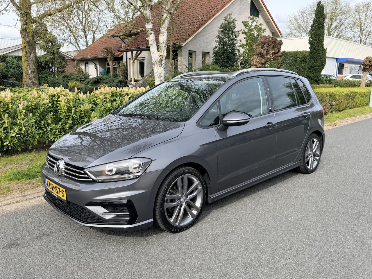 Volkswagen Golf Sportsvan - 1.4 TSI 125PK DSG R-Line•ACC•Camera - AutoWereld.nl