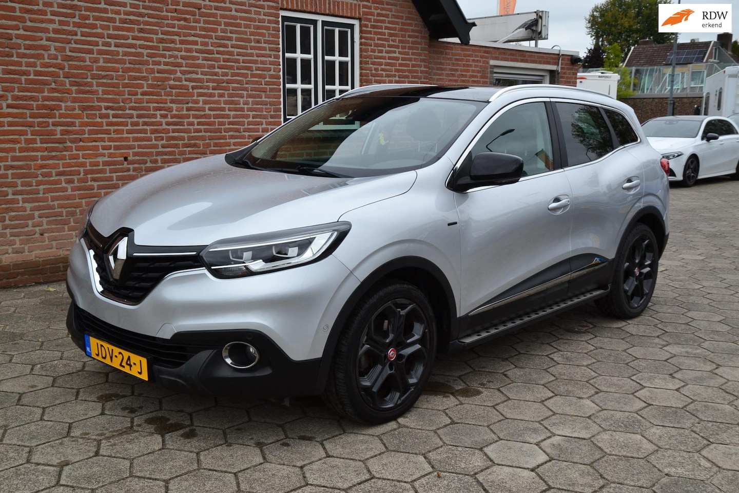 Renault Kadjar - 1.2 TCe Extase - Bose - Airco - Navi - Camara - Leer - Panoramadak - Cruise control - Blac - AutoWereld.nl