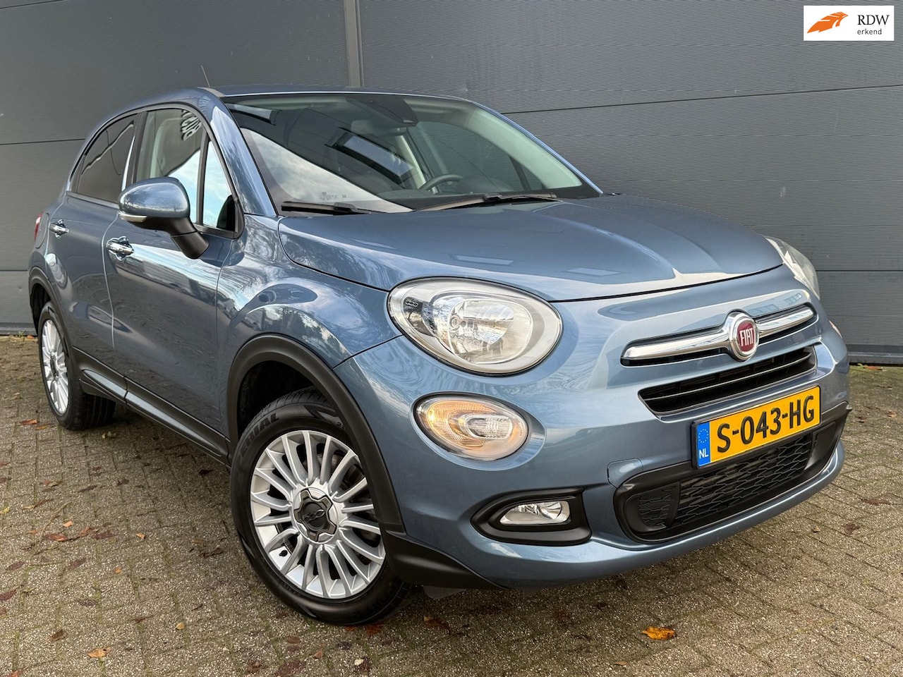 Fiat 500 X - 1.4 Turbo/AUTOMAAT/NAVI/airco/cruise/stoelverwarming/parkeer sensoren - AutoWereld.nl