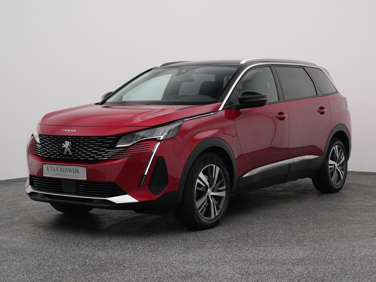 Peugeot 5008 - 1.2 PureTech 130 PK Automaat Allure 7-Pers. | CAMERA | KEYLESS | TREKHAAK - AutoWereld.nl