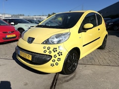 Peugeot 107 - 1.0-12V XR NWE APK