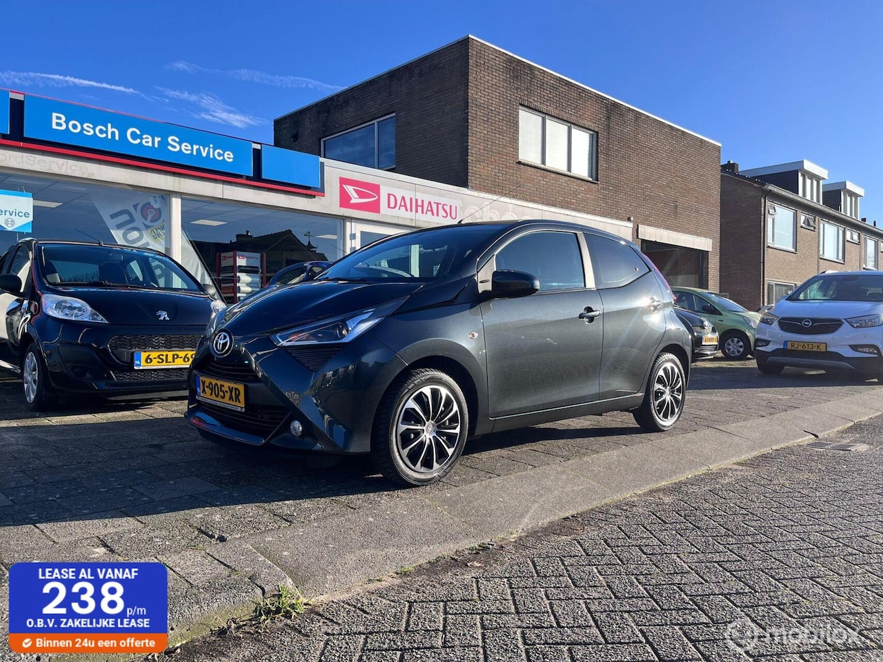 Toyota Aygo - 1.0 VVT-i x-cite | FABRIEKSGARANTIE 09-05-2029 - AutoWereld.nl