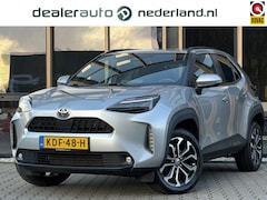 Toyota Yaris Cross - 1.5 Hybr 115 Dynamic | Parkeersensoren V+A | Camera | Stoel-stuu