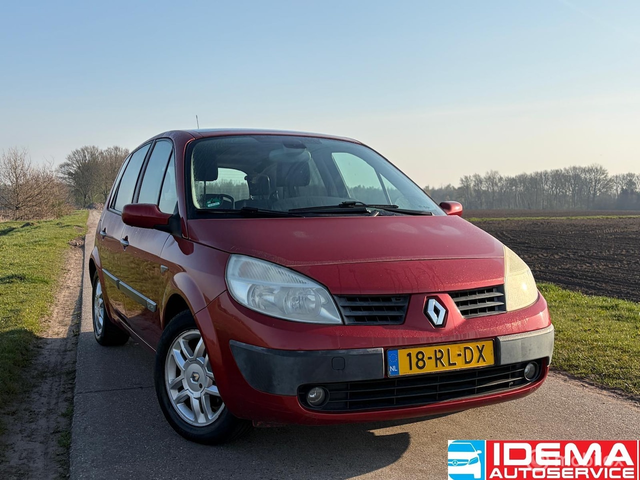 Renault Scénic - 1.6-16V Privilège Luxe 1.6-16V Privilège Luxe - AutoWereld.nl