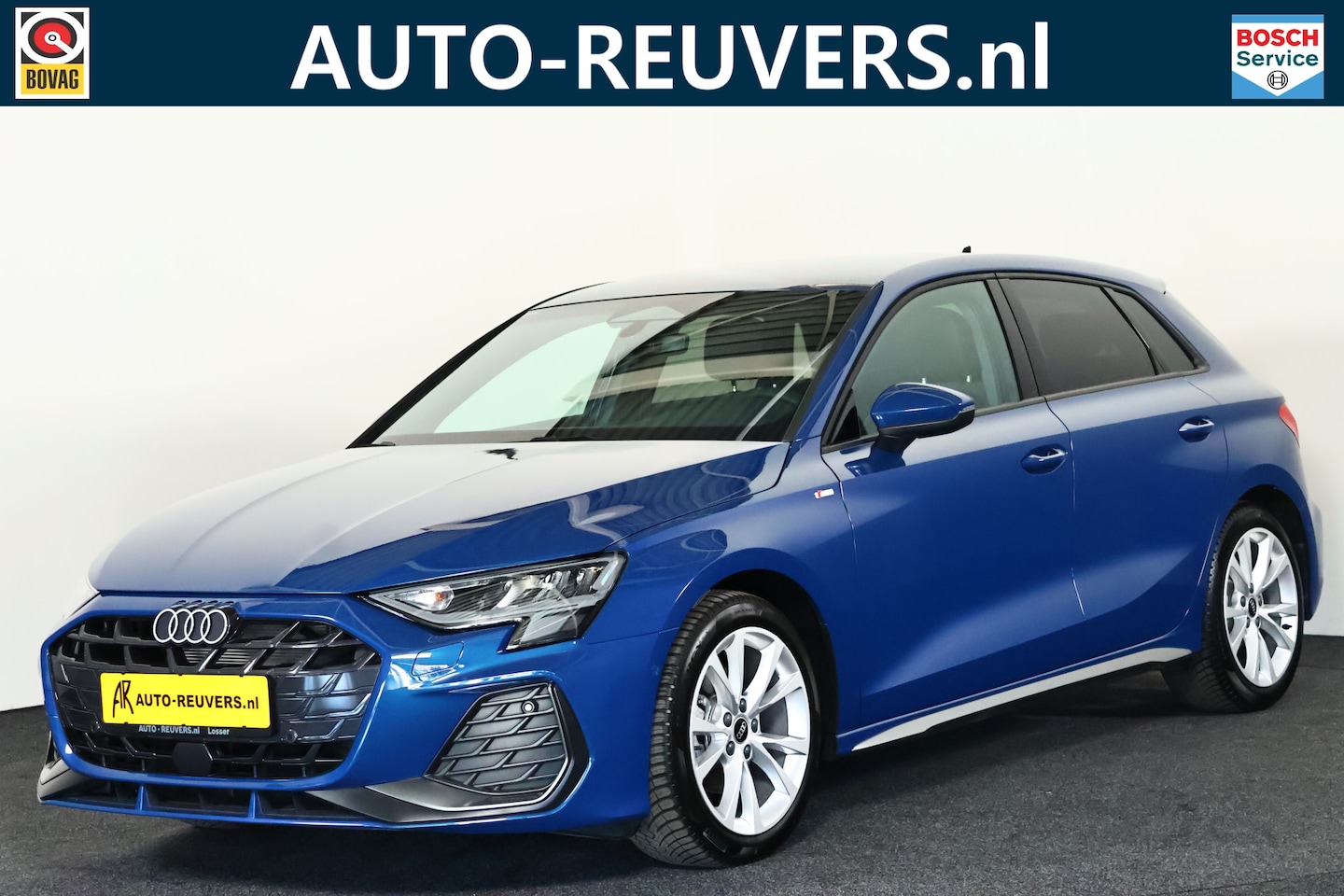 Audi A3 Sportback - 35 TFSI S-Line / LED / ACC / CarPlay / Camera / Navi - AutoWereld.nl