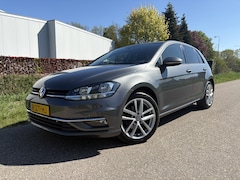 Volkswagen Golf - 1.4 TSI Highline Business R / AUTOMAAT / NAVI / CARPLAY / 93dkm