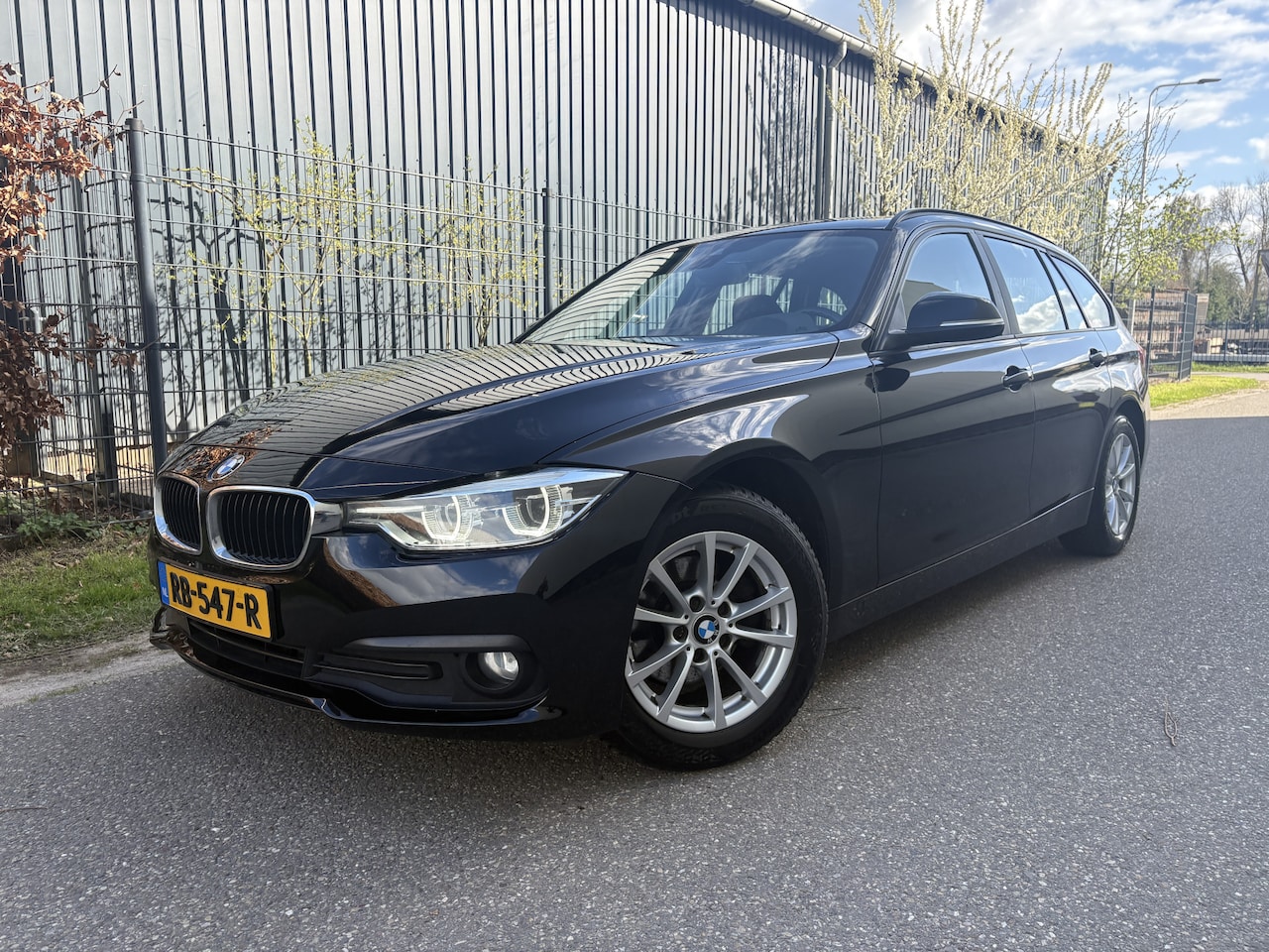 BMW 3-serie Touring - 318d Centennial Executive / NAVI / CRUISE / AIRCO - AutoWereld.nl