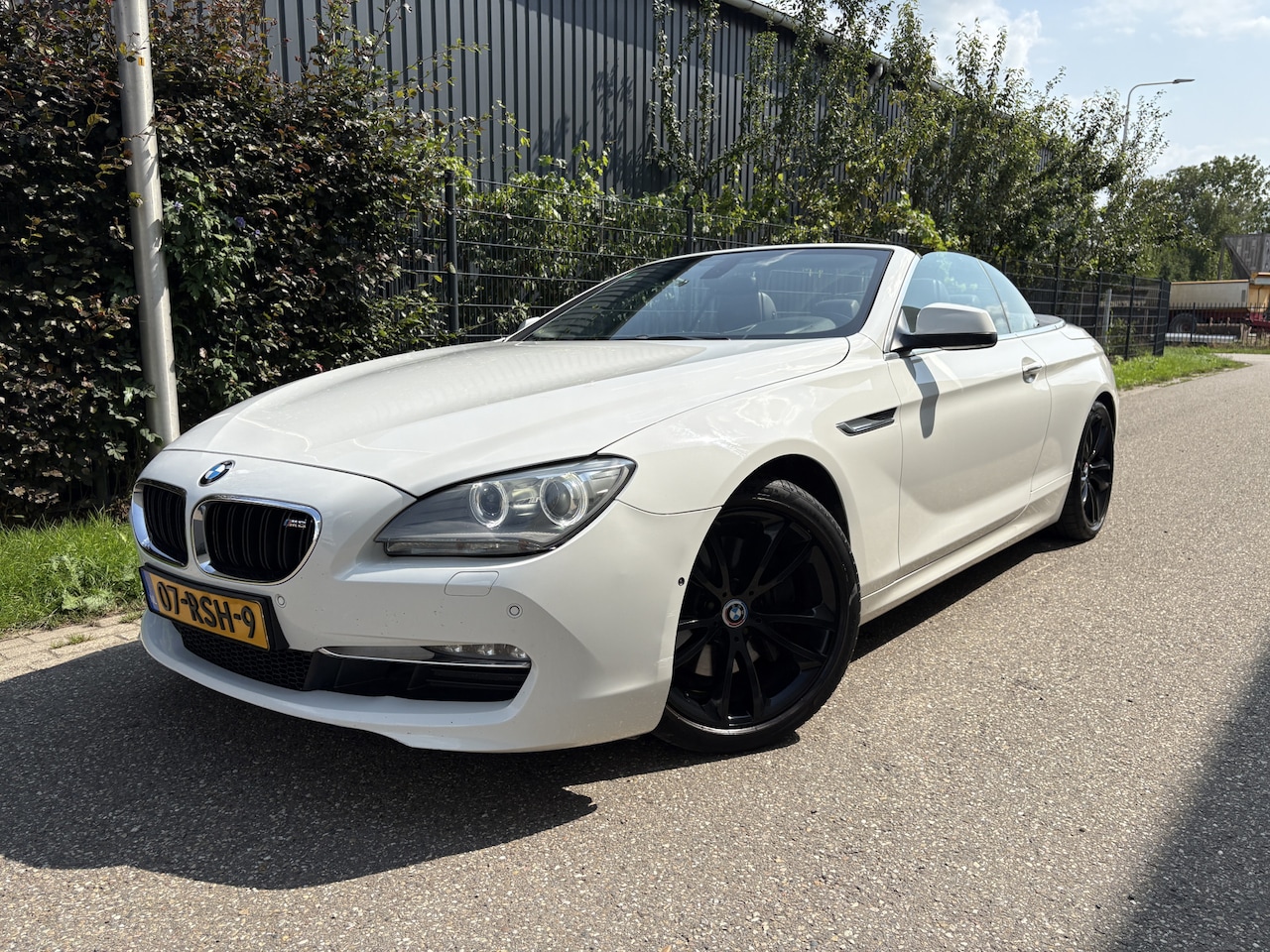 BMW 6-serie Cabrio - 640i High Executive / AUTOMAAT / LEER / NAVI / CRUISE - AutoWereld.nl