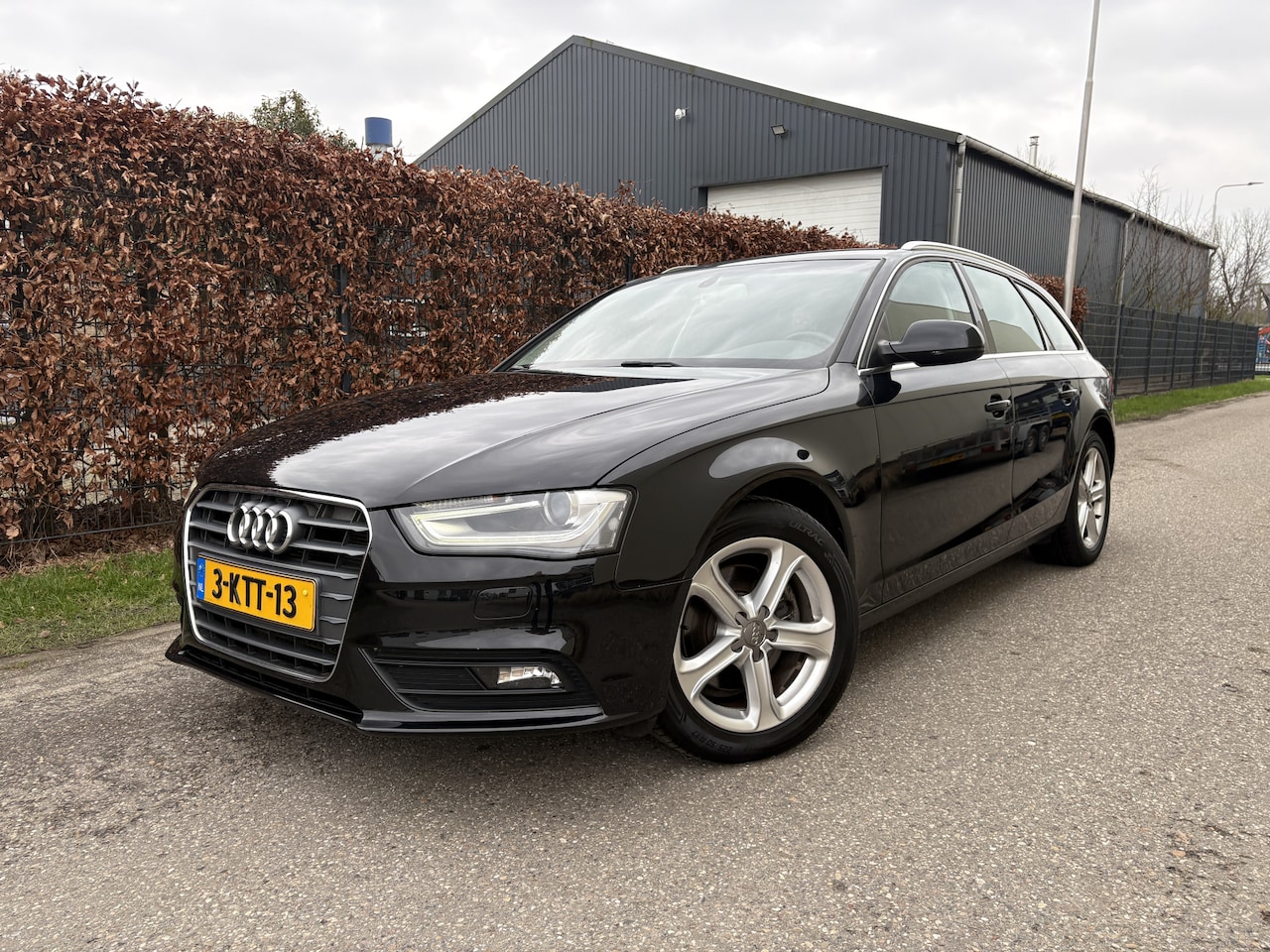 Audi A4 Avant - 1.8 TFSI Business Edition / AUTOMAAT / NAVI / CRUISE - AutoWereld.nl