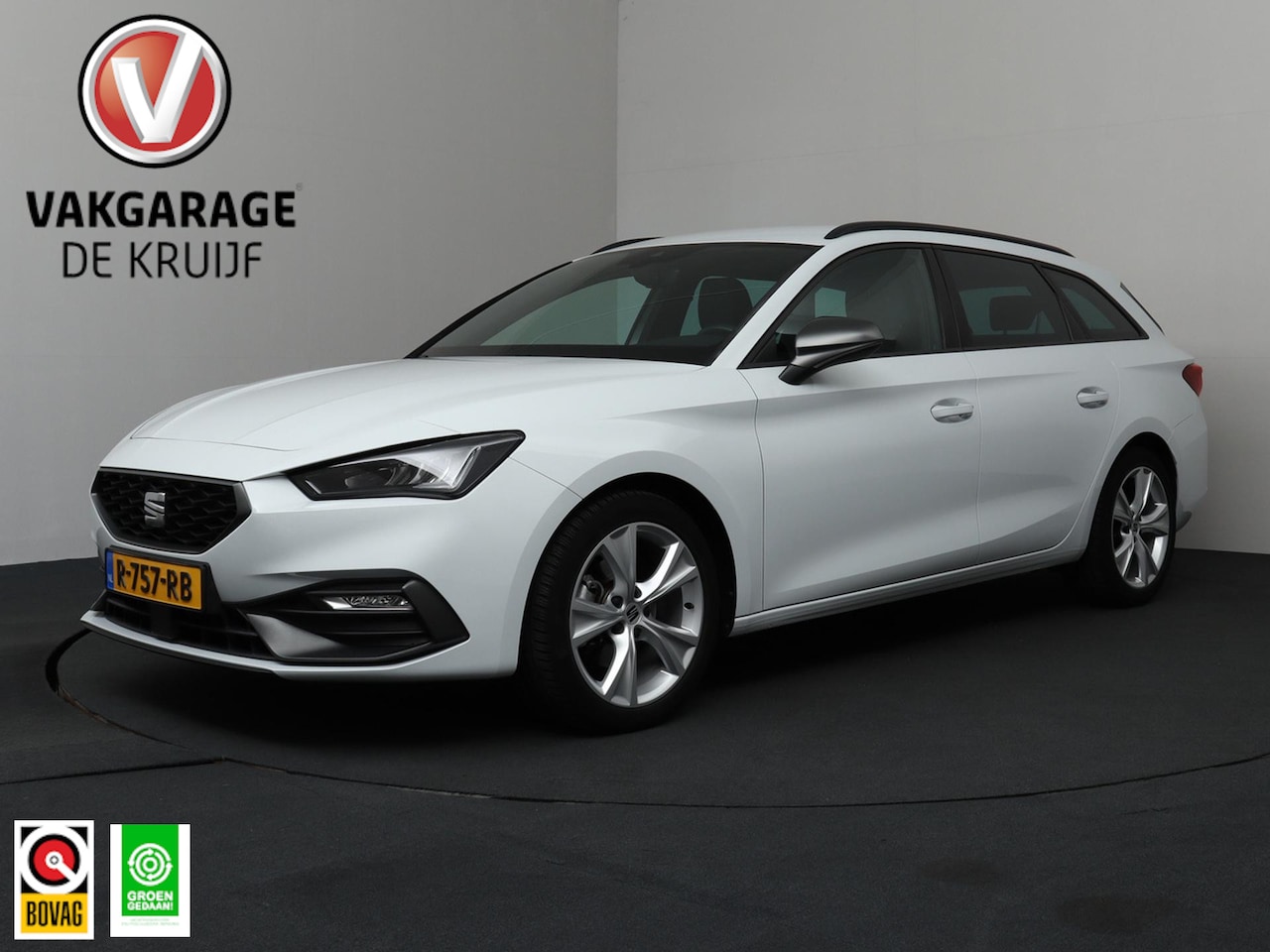 SEAT Leon Sportstourer - 1.0 TSI FR | LED verlichting | Apple Carplay | Trekhaak! - AutoWereld.nl