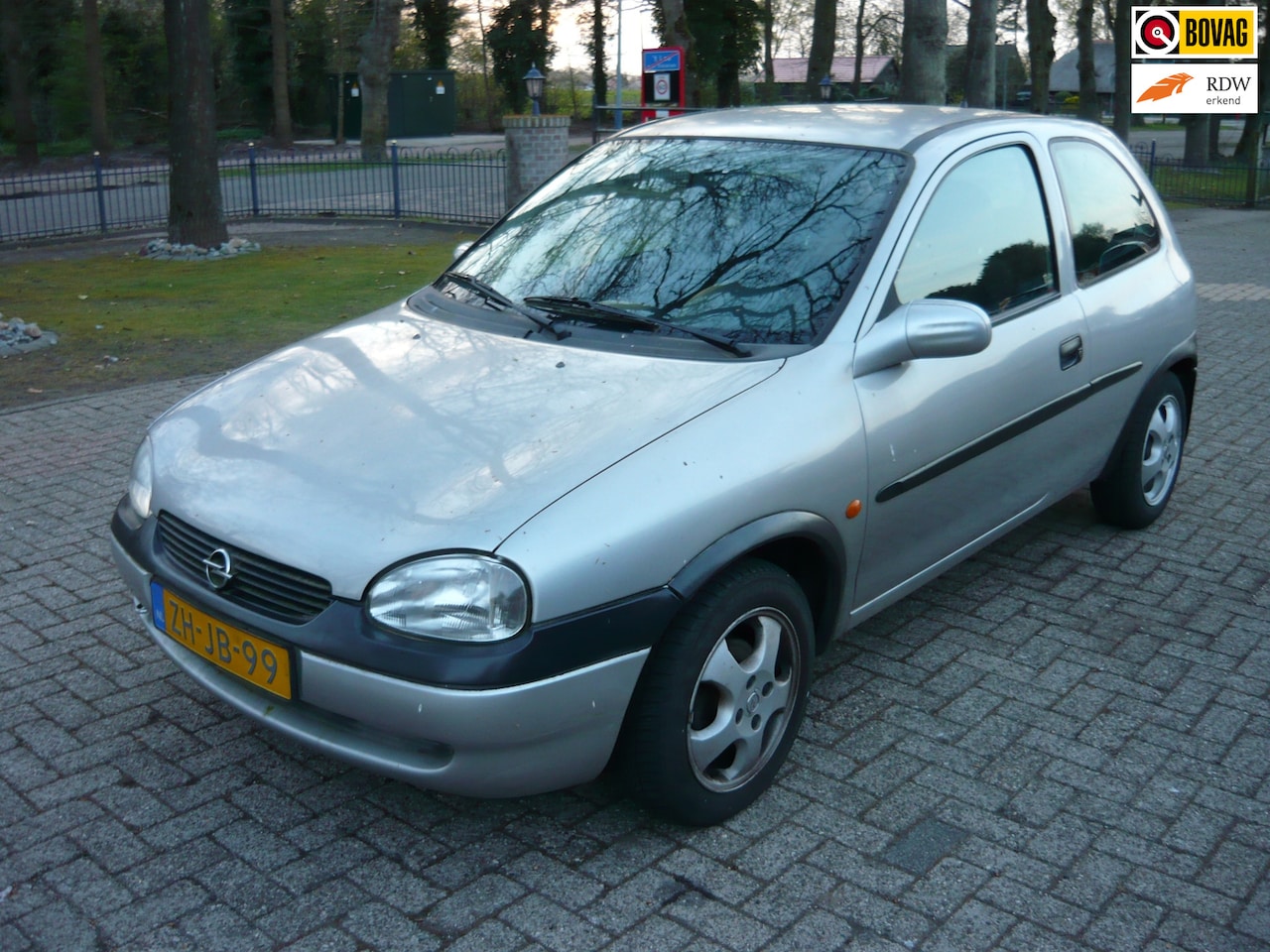 Opel Corsa - 1.2i-16V Strada Cool 1.2i-16V Strada Cool - AutoWereld.nl