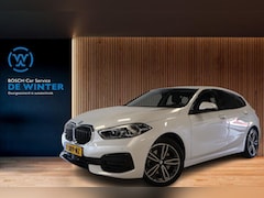 BMW 1-serie - 118i | LED | Automaat | Clima | Camera |