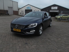 Volvo V60 - 2.0 T5 Summum