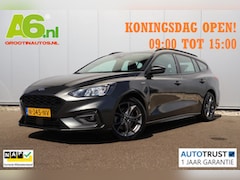 Ford Focus Wagon - 1.0 EcoBoost Hybrid ST Line Business Trekhaak Navigatie Achteruitrijcamera Carplay Android