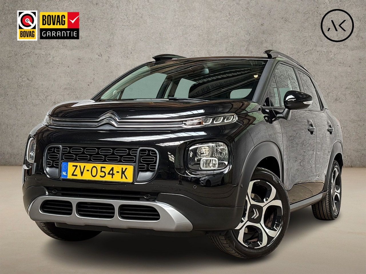 Citroën C3 Aircross - 1.2 PureTech S&S Shine (APPLE CARPLAY, GROOT NAVI, 360 CAMERA, TREKHAAK, SPORTSTOELEN, GET - AutoWereld.nl