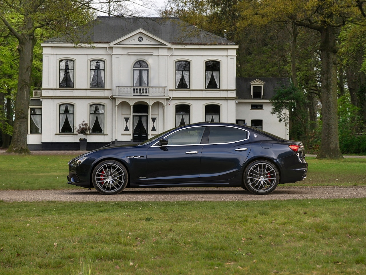 Maserati Ghibli - 3.0 V6 S Q4 GranLusso | 1e eigenaar | Schuif-/kanteldak | Harman/Kardon - AutoWereld.nl