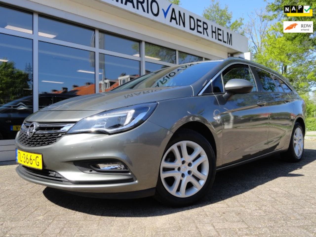 Opel Astra Sports Tourer - 1.0 Online Edition Airco/Navigatie - AutoWereld.nl